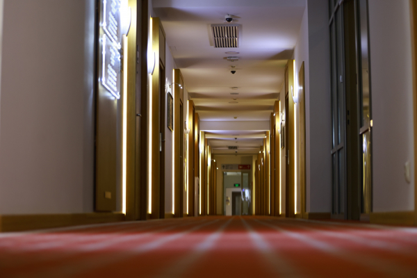 С 1 марта меняются условия бронирования в отелях и возврата предоплаты