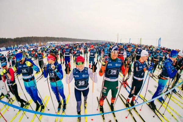 ВТБ: порядка четырех тысяч спортсменов закрыли сезон на Югорском лыжном марафоне