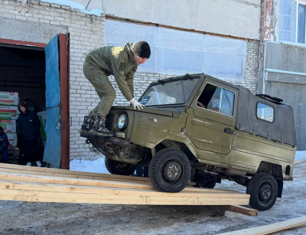 Стройматериалы, ЛуАЗ и Lada: Менделеевский район отправил партию помощи в Лисичанск