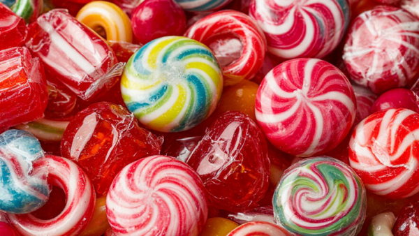 Продавец дал трехлетней малышке "конфету", которая взорвалась у нее во рту 05/02/2026 &ndash; Новости