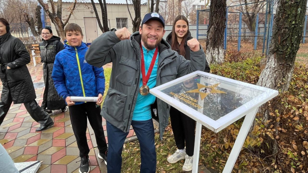 В Караганде на «Аллее звёзд лёгкой атлетики» появилось новое имя