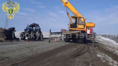 Машину разорвало: страшное видео с места гибели четырех человек в ДТП в Татарстане 11/04/2026 &ndash; Новости