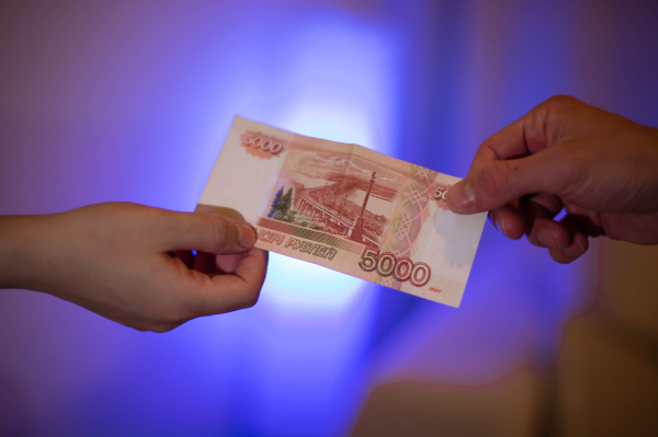 Экономист Балынин заявил о росте средней зарплаты до 109,1 тысячи рублей