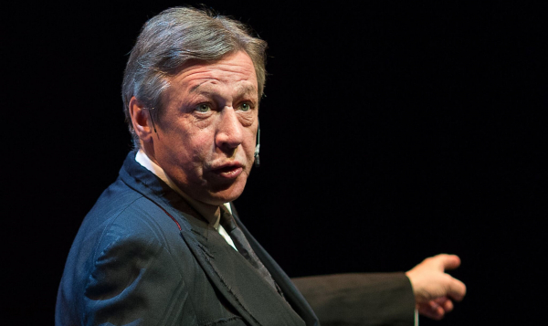 Освободившийся из колонии Ефремов весной выйдет на сцену театра Михалкова