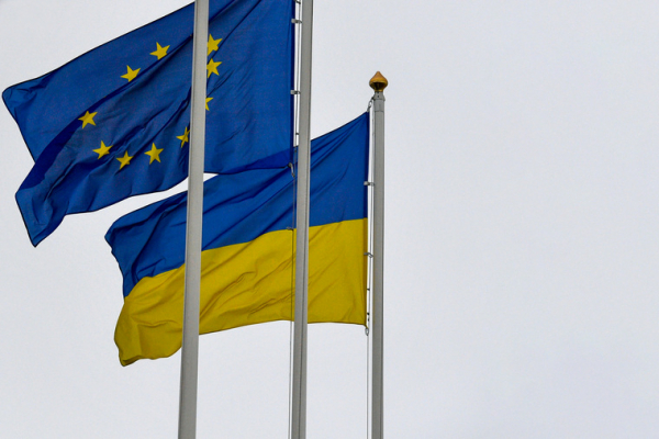 FT: требования Зеленского провоцируют напряженность между Украиной и Евросоюзом