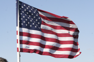 Irish Independent: мужчина с топором накинулся на военный самолет США