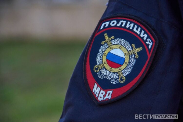 В аэропорту Казани у пассажира изъяли крупную партию товаров для кальянов и табака