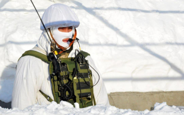 О военной технике на дорогах предупредили казахстанцев