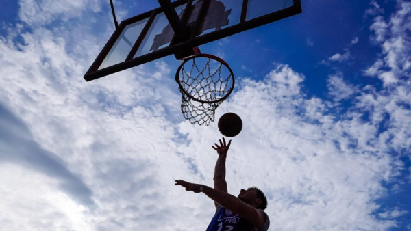 Просмотр спортивного кино предложили внедрить в школьную программу 02/03/2026 &ndash; Новости