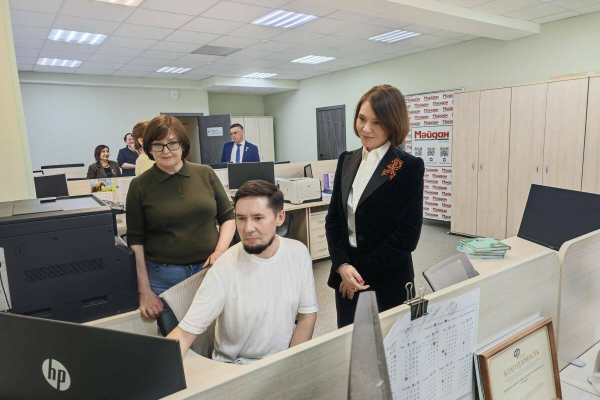 Когогина поздравила журналистов Челнов с профессиональными праздниками