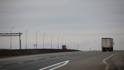 Из-за снега в Татарстане временно закрыли трассу "Алексеевское-Альметьевск" 10/04/2026 &ndash;