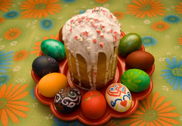 Врач Налегач объяснила, как организовать стол на Пасху для ребенка без вреда