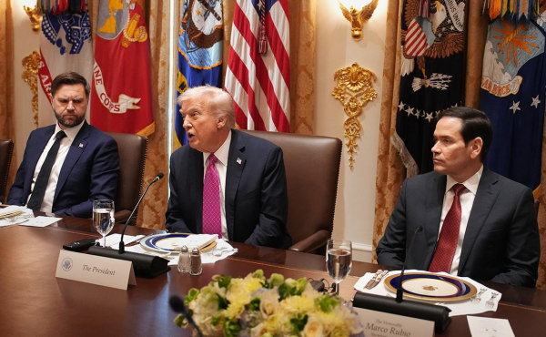 Axios назвал двух потенциальных преемников Трампа