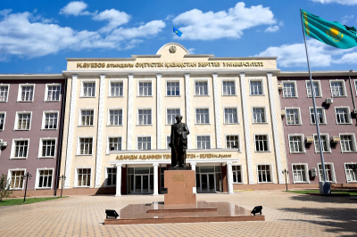Фиктивные договоры заключали в крупнейшем вузе Шымкента