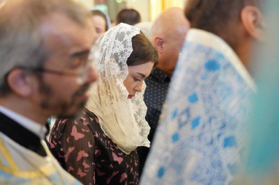 &laquo;Женщины &ndash; не слабый пол, у них важная миссия&raquo;: батюшка о том, можно ли отмечать 8 Марта