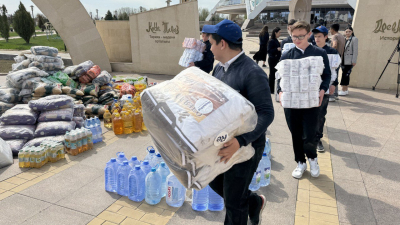 1713 тонн гуманитарной помощи собрано с помощью волонтеров для пострадавших от паводков регионов