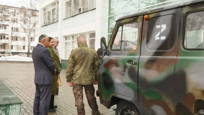 Боец с позывным Чикаго отвезет на СВО гуманитарный груз и УАЗ из Нижнекамска