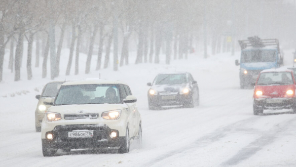 Метель с ухудшением видимости: водителей в Татарстане просят воздержаться от поездок на личных авто 28/01/2026 &ndash; Новости