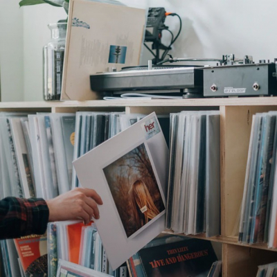 История музыки, Tiny Desk Concert и казахский инди-рок: Как провести выходные по-меломански