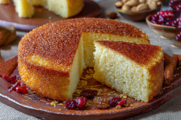 Лучший манник в моей жизни: не черствеет, не крошится, тает во рту. Рецепт нашла в маминой тетрадке с пометкой &laquo;хит&raquo;!