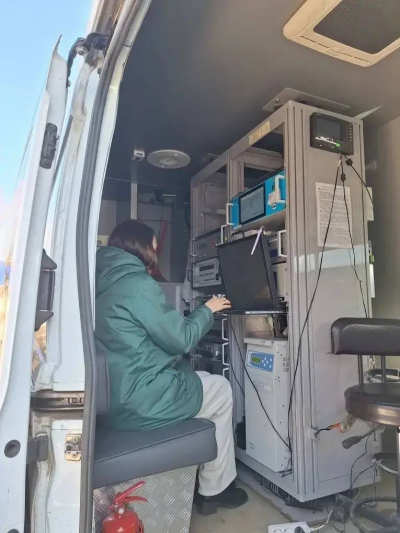 Специалисты начали проверку воздуха в&nbsp;районе пожара в&nbsp;Нижнекамске