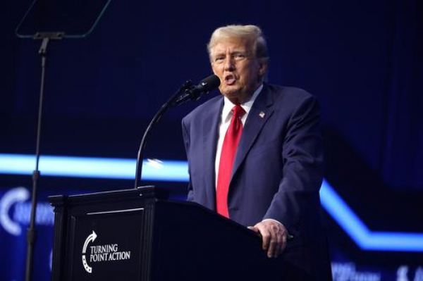 Трамп заявил, что планы встречи чиновников США с Ираном остаются в силе