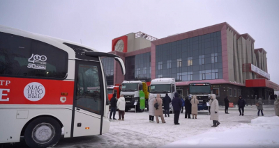 Минниханов в Челнах принял участие в передаче автобуса &laquo;КАМАЗ&raquo; театру &laquo;Мастеровые&raquo;