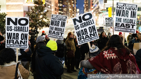 Сбитого пилота F-15 ВВС США в Кувейте местные жители едва не забили трубой