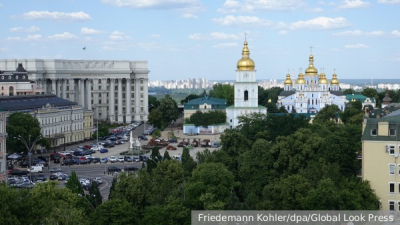 Новак поручил принять дополнительные меры по обеспечению рынка топливом