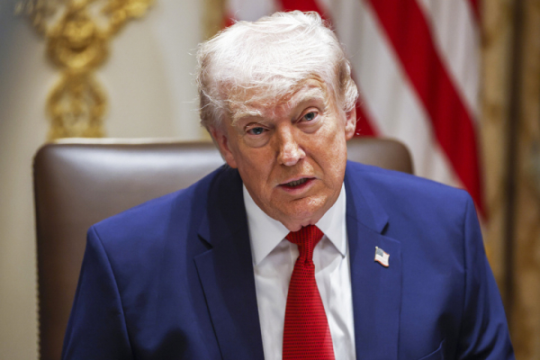 Трамп похвастался &laquo;компьютеризированными пулями&raquo; для &laquo;плавления&raquo; дронов