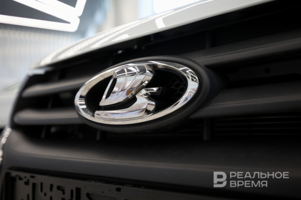 Автоэксперт Баканов назвал &laquo;комфортную&raquo; цену на Lada Azimut и основных конкурентов модели