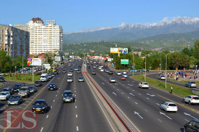 Джей Ло и Мбаппе: как мировые звезды помогают экономике Алматы