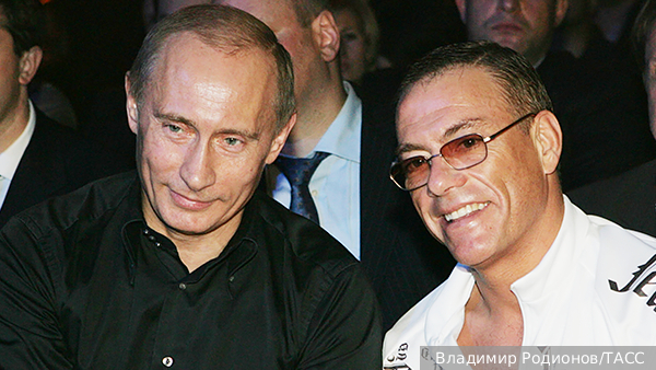 Путин поблагодарил специалистов за восстановление Крыма и Донбасса