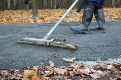 Жители Иркутской области добились ремонта дороги спустя 40 лет