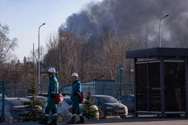 В&nbsp;Татарстане для органов управления и&nbsp;сил МЧС ввели режим ЧС&nbsp;после пожара на&nbsp;НКНХ