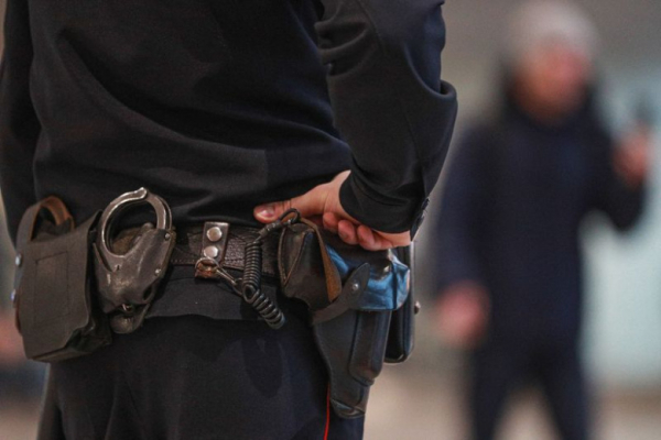 Учителя со стажем в 23 года арестовали по делу о педофилии