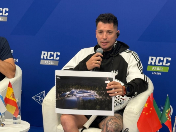 Бесплатные тренировки и 10 кортов для детей: в Екатеринбурге анонсировали открытие академии падела