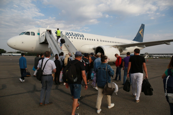 Авиарейс Air Astana направлением Актобе-Алматы отменили из-за повреждения самолета