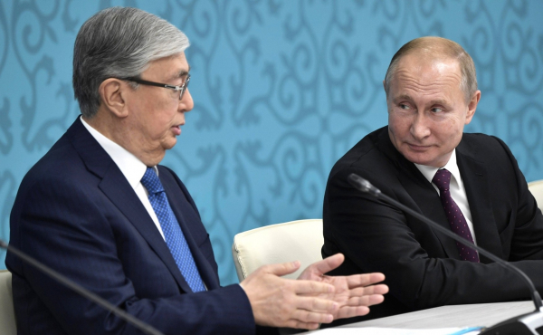 Путин назвал отношения с Токаевым дружескими и искренними