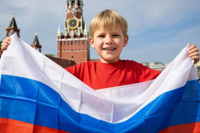 Политолог Булавицкий: именно от нового поколения зависит, какой будет наша страна через десятилетия
