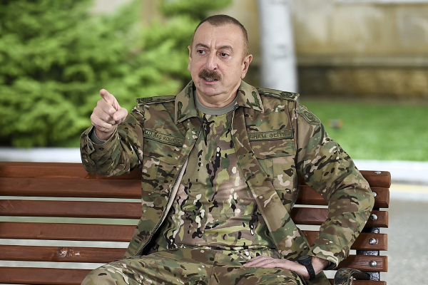 Алиев призвал Украину не соглашаться на оккупацию
