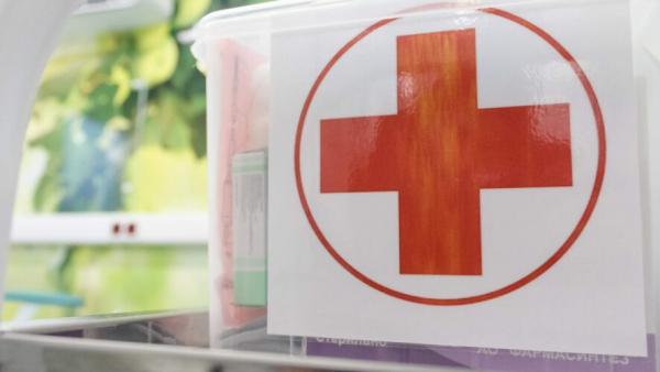 Жительница Канады перенесла операцию на глазу и заговорила с русским акцентом 24/02/2026 &ndash; Новости