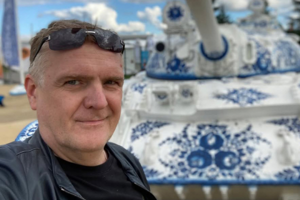 Новый &laquo;Универ&raquo;, Ивлеева, молодая жена: как сейчас живет актер Сергей Пиоро