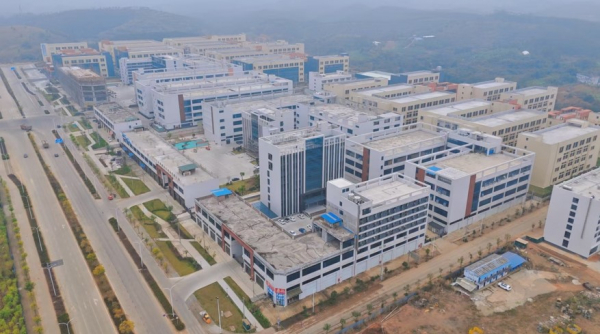 Онлайн продажи развивают легкую промышленность на юге Китая