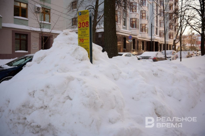 Автоюрист Славнов призвал уменьшить стоимость оплаты за парковку в России