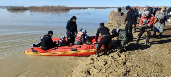 Вернувшихся в свои дома сельчан вновь эвакуируют в ЗКО