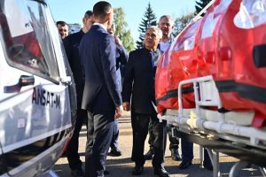 Минниханов поздравил машиностроителей Набережных Челнов и оценил обновленный парк