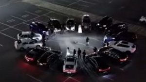 Гости отметили свадьбу в Караганде и попали в полицию (видео)