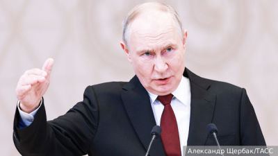 Путин поручил обеспечить постоянный доступ к важнейшим интернет-сервисам