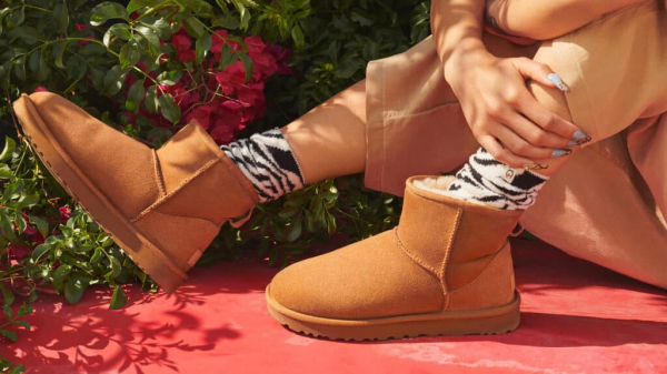 Акции производителя UGG взлетели на 9% после квартального отчета